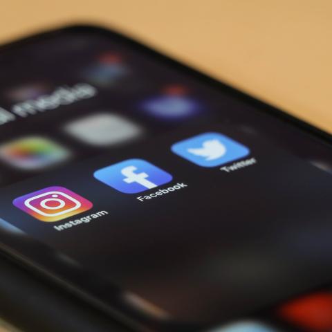 home screen of smart phone displaying social media icons